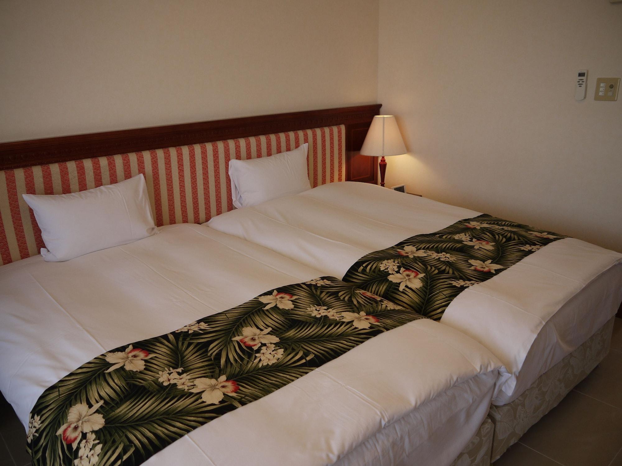 Seaside Hotel The Beach Chatan Eksteriør bilde